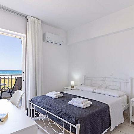 Azure Seaside Apts Magnisia Екстер'єр фото