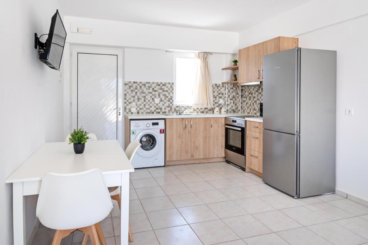 Azure Seaside Apts Magnisia Екстер'єр фото