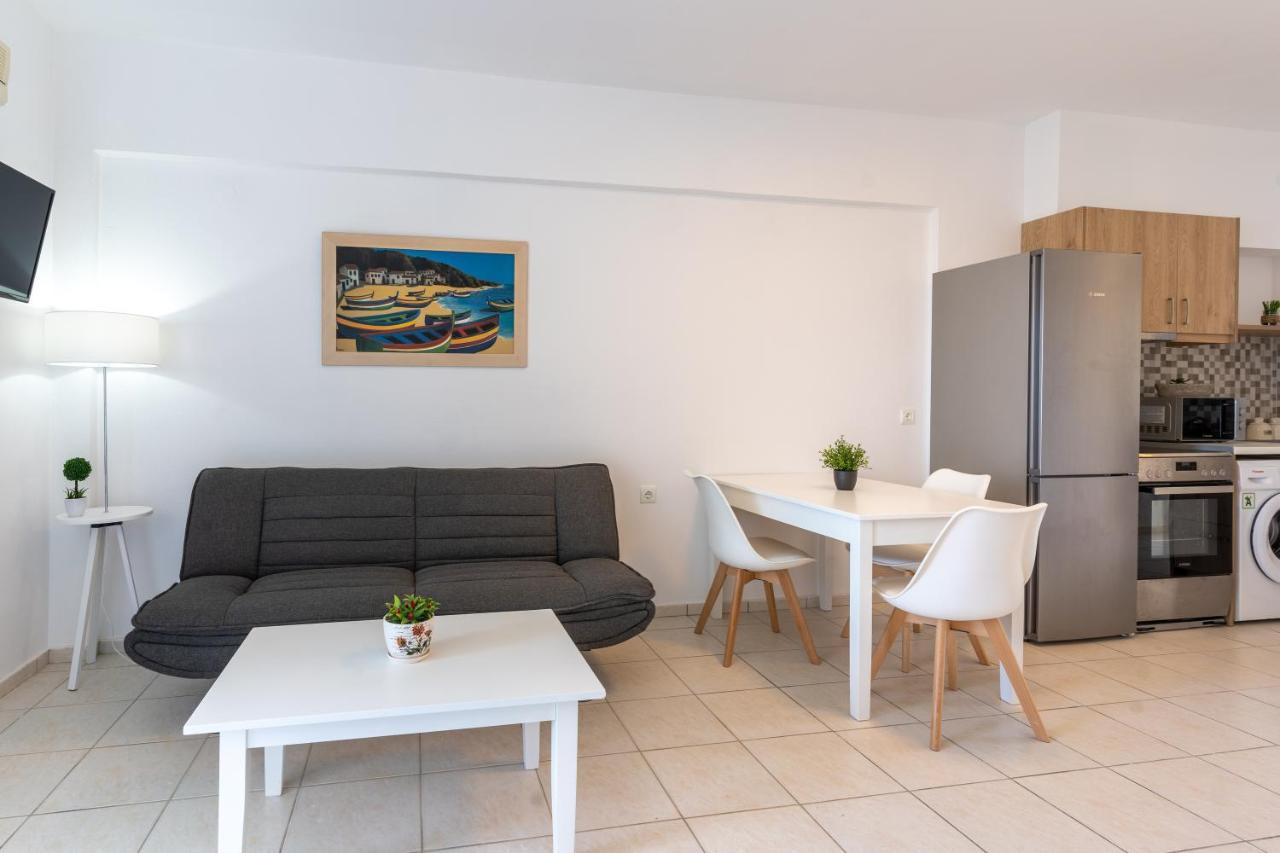 Azure Seaside Apts Magnisia Екстер'єр фото