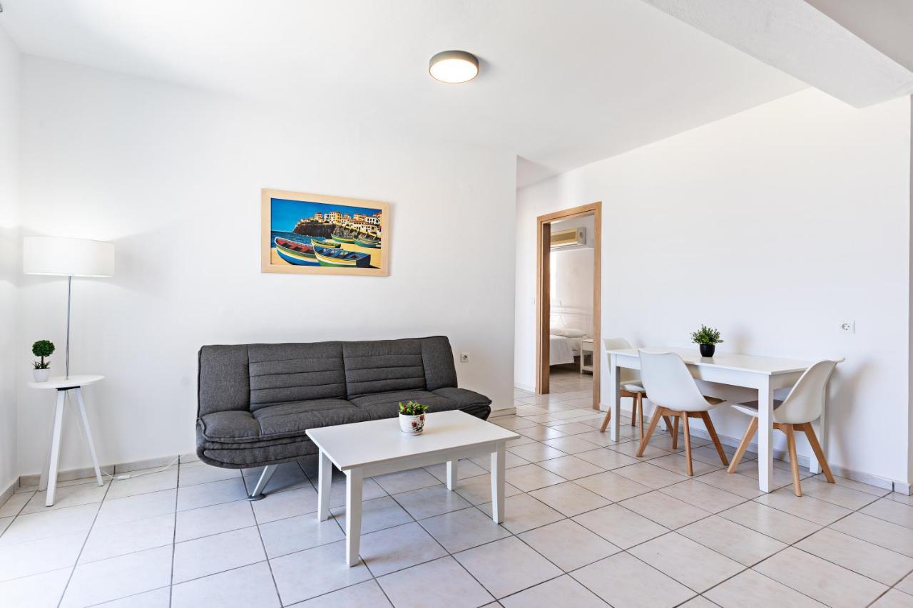 Azure Seaside Apts Magnisia Екстер'єр фото