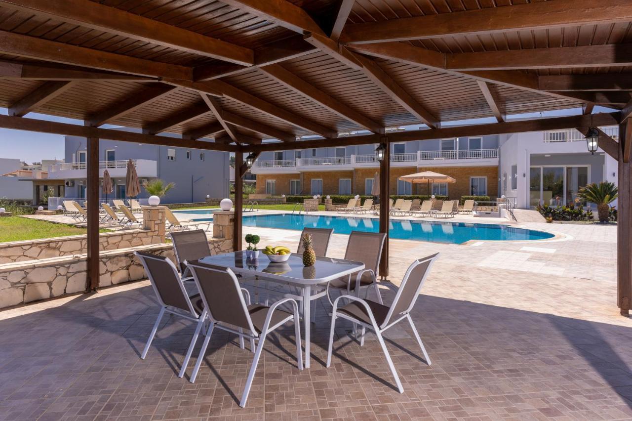 Azure Seaside Apts Magnisia Екстер'єр фото