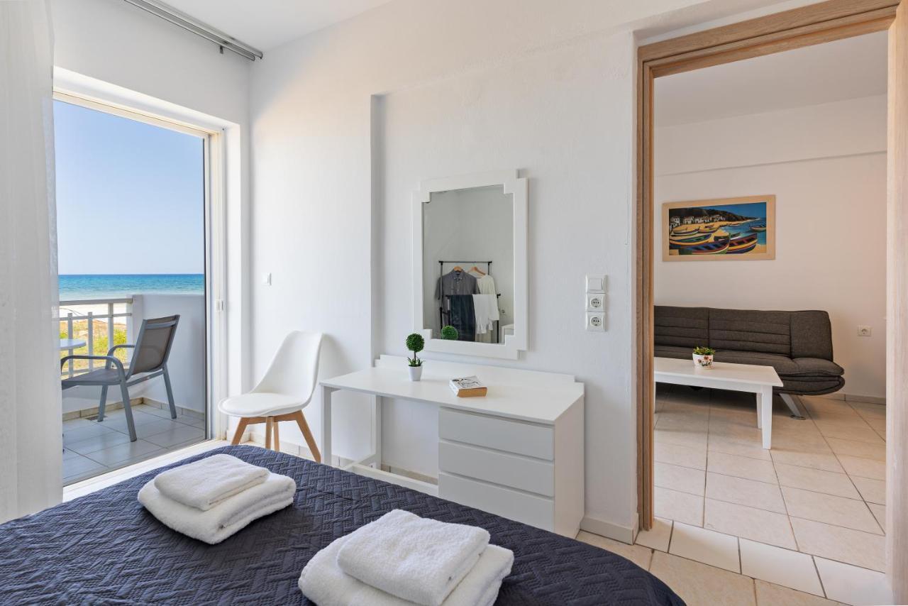 Azure Seaside Apts Magnisia Екстер'єр фото