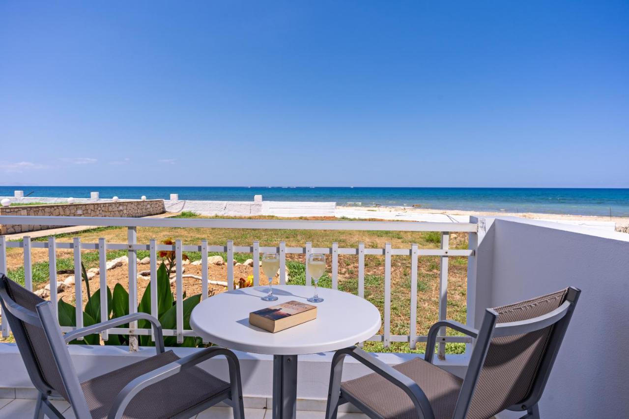 Azure Seaside Apts Magnisia Екстер'єр фото
