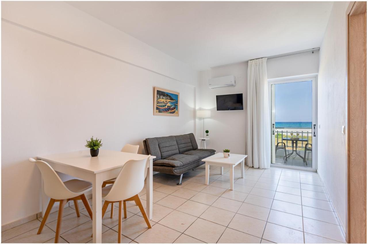 Azure Seaside Apts Magnisia Екстер'єр фото