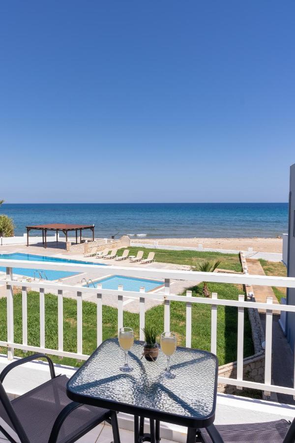 Azure Seaside Apts Magnisia Екстер'єр фото