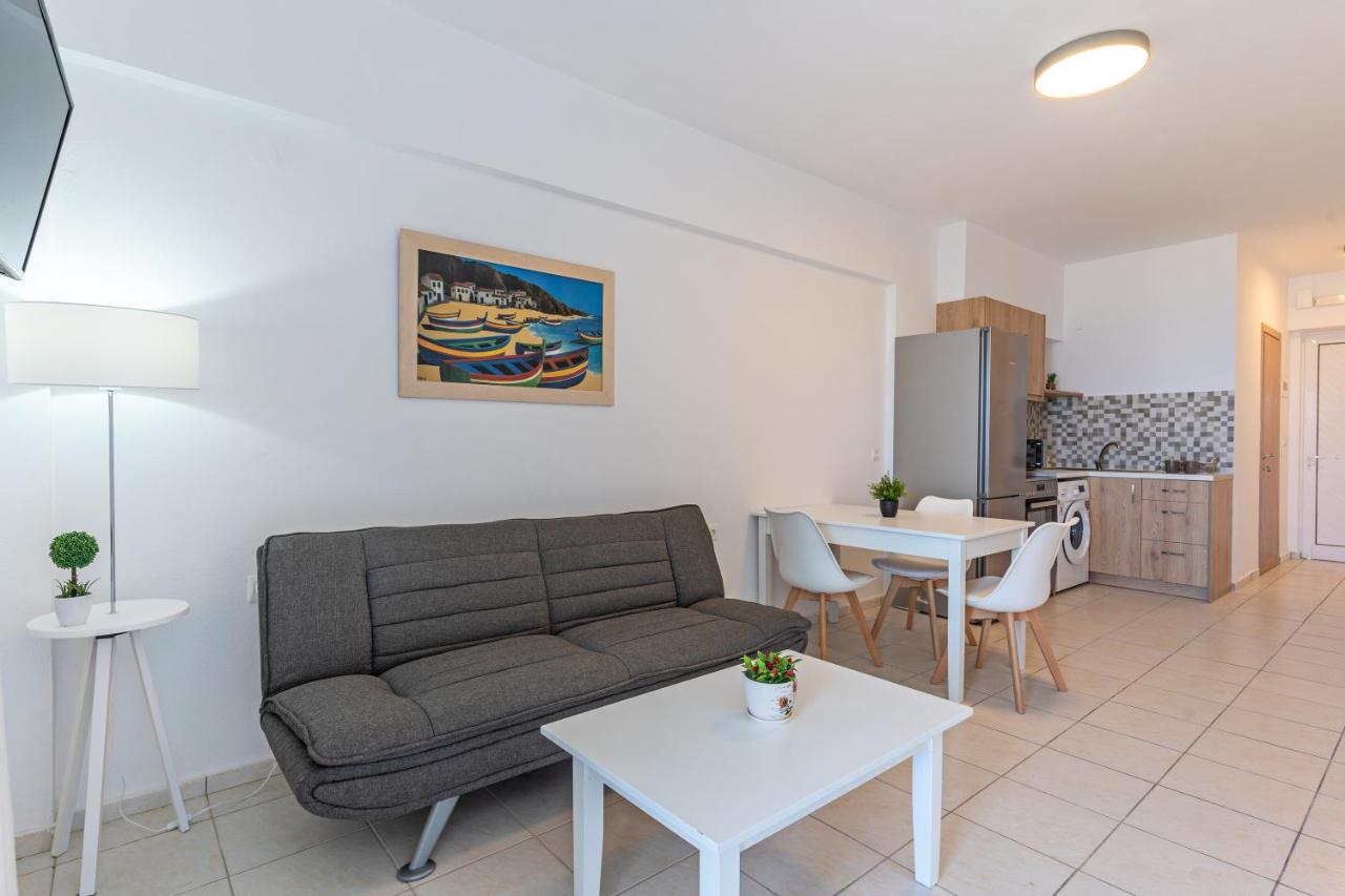Azure Seaside Apts Magnisia Екстер'єр фото