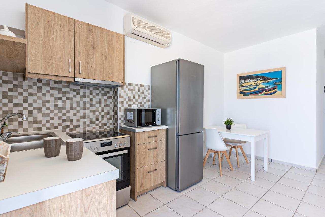 Azure Seaside Apts Magnisia Екстер'єр фото