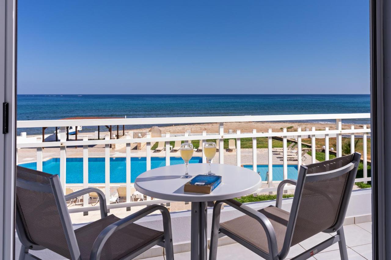 Azure Seaside Apts Magnisia Екстер'єр фото
