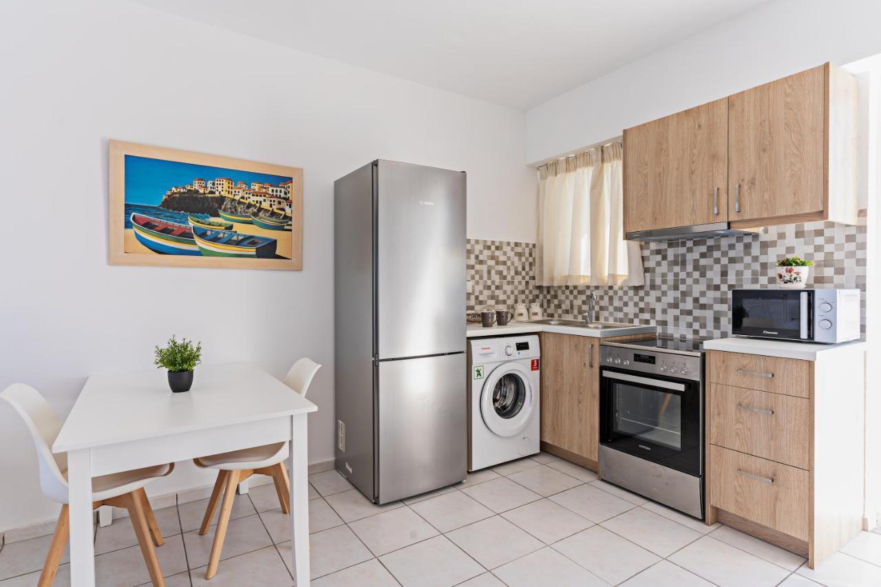 Azure Seaside Apts Magnisia Екстер'єр фото