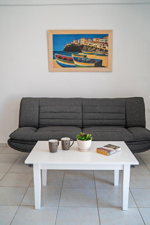 Azure Seaside Apts Magnisia Екстер'єр фото