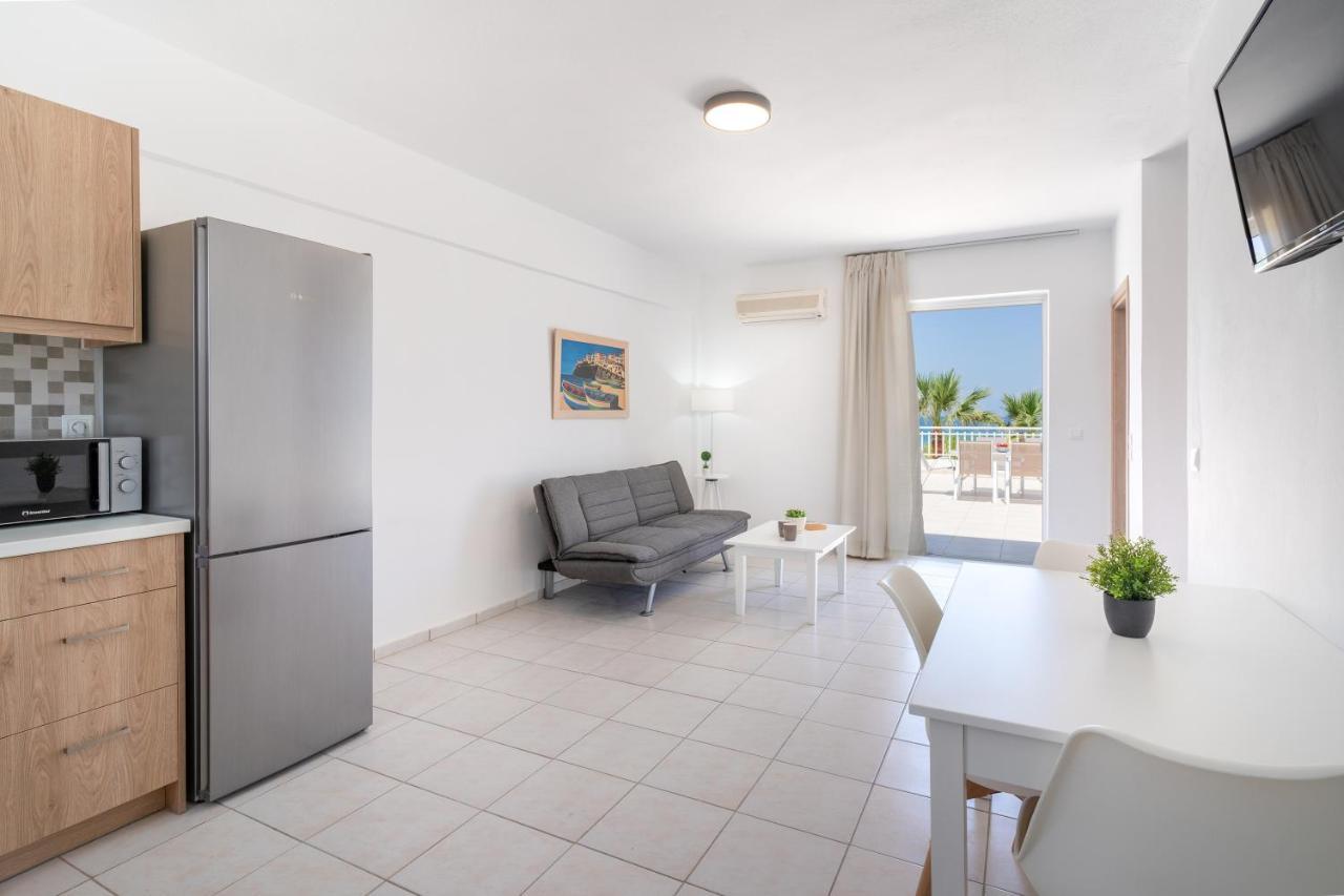 Azure Seaside Apts Magnisia Екстер'єр фото