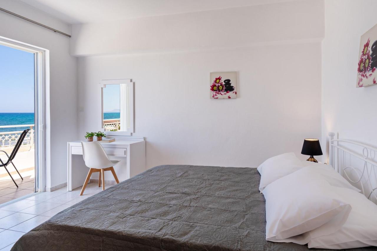 Azure Seaside Apts Magnisia Екстер'єр фото