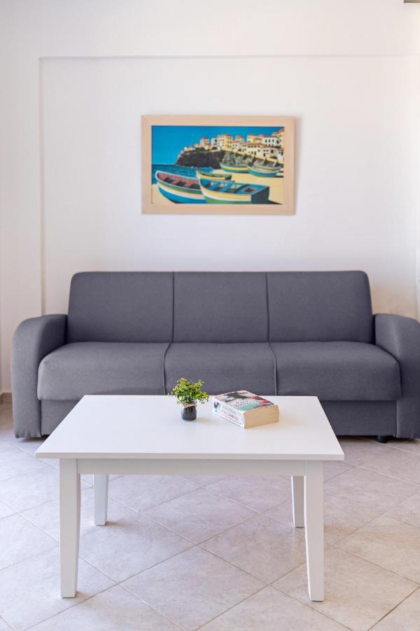 Azure Seaside Apts Magnisia Екстер'єр фото